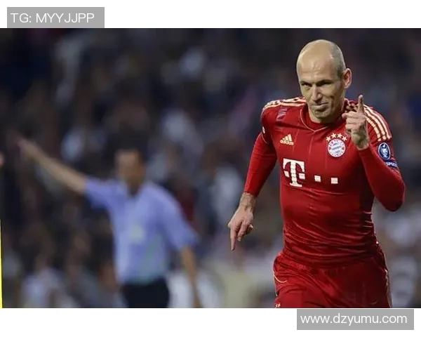 德国足球明星慕勒的职业生涯与成就全解析