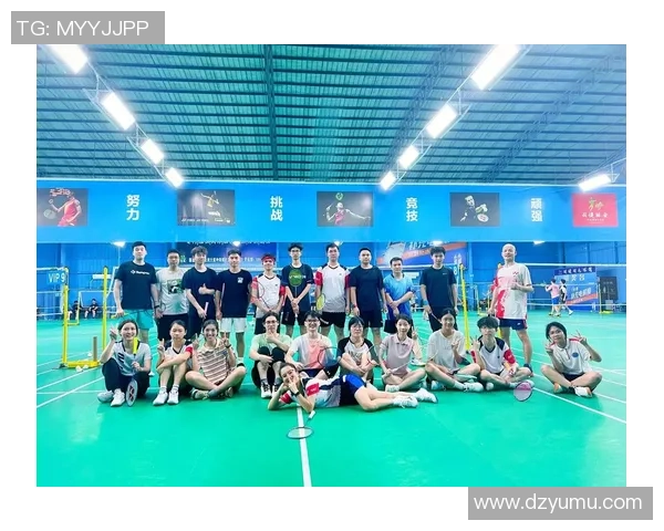 深圳羽毛球队与上海羽毛球队赛后状态分析与复盘探讨